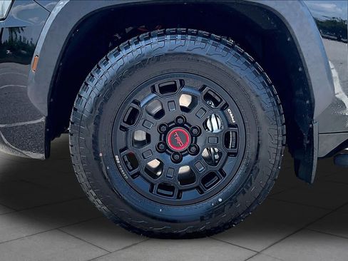 Used 2026 Toyota Sequoia TRD Pro AWD/4WD image 11