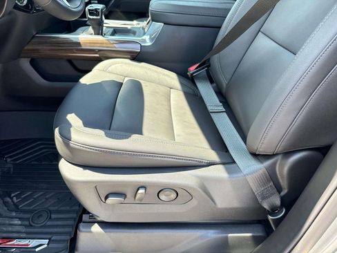 New 2026 Chevrolet Silverado 1500 RST AWD/4WD image 17