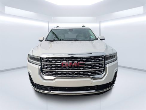 Used 2021 GMC Acadia Denali w/ Denali Technology Package image 8