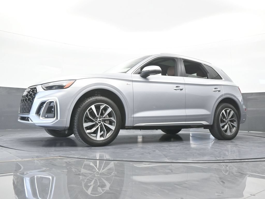 Used 2022 Audi Q5 2.0T Premium Plus w/ Premium Plus Package AWD/4WD image 61