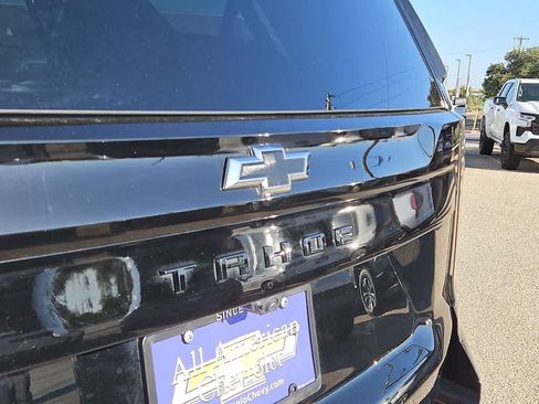 Used 2025 Chevrolet Tahoe RST AWD/4WD image 11
