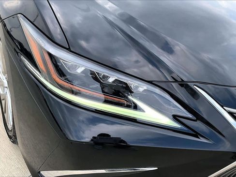 Used 2019 Lexus ES 350 Ultra Luxury w/ Accessory Package 2 image 27