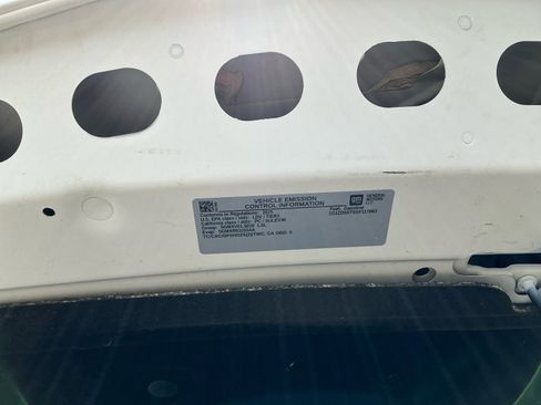 Used 2025 Chevrolet Malibu LT image 24