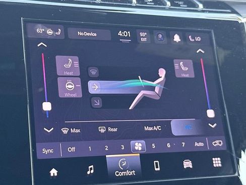 New 2025 Jeep Grand Cherokee Laredo X w/ Luxury Tech Group I image 35