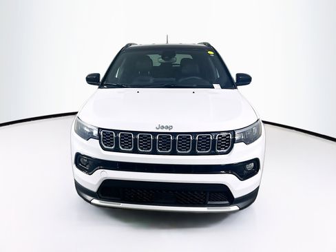 Used 2025 Jeep Compass Limited image 2