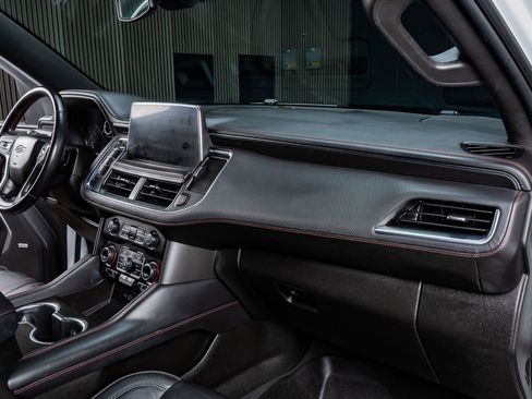 Used 2021 Chevrolet Tahoe RST w/ Luxury Package image 15