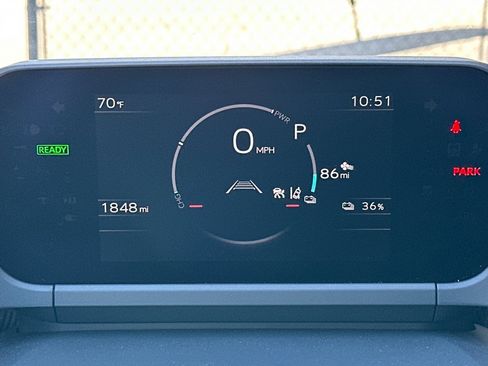 Used 2025 Toyota bZ4X AWD image 33