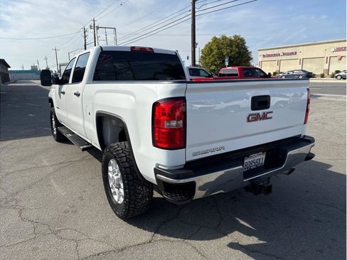 Used 2015 GMC Sierra 2500 2WD Crew Cab image 16