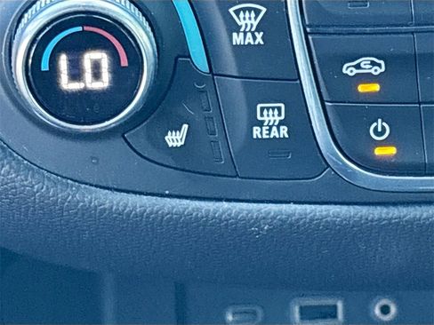 Used 2024 Chevrolet Equinox RS image 20