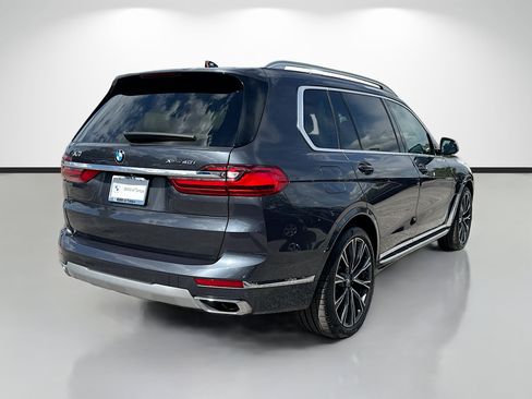 Used 2020 BMW X7 xDrive40i w/ Executive Package AWD/4WD image 3