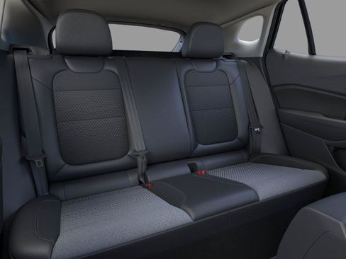 New 2026 Chevrolet Trax LT w/ Driver Confidence Package FWD image 17