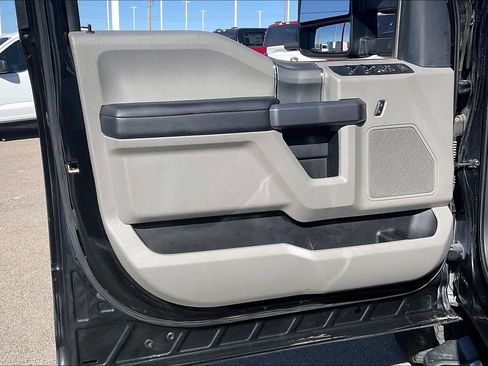 Used 2022 Ford F250 XLT w/ XLT Premium Package image 20