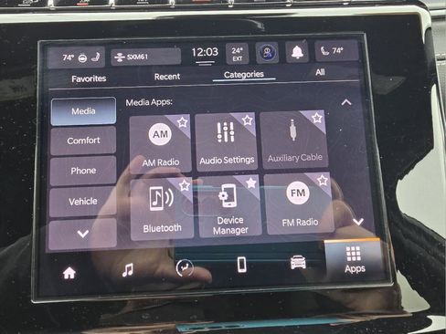 Used 2024 Jeep Grand Cherokee Altitude image 36