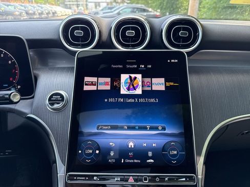 New 2025 Mercedes-Benz GLC 300 4MATIC image 32