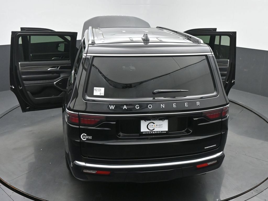 Used 2024 Jeep Wagoneer Series II w/ Premium Group I AWD/4WD image 68