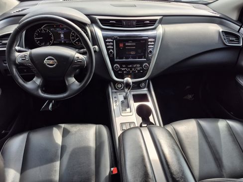 Used 2022 Nissan Murano SV w/ SV Midnight Edition Package FWD image 12