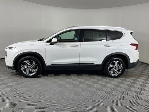Used 2023 Hyundai Santa Fe SEL FWD image 2