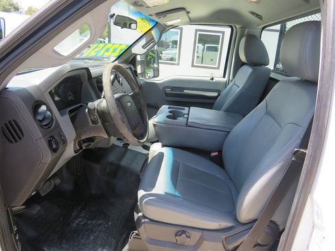 Used 2015 Ford F250 XL RWD image 4
