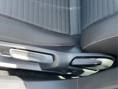 Used 2025 Volkswagen Jetta S FWD image 21