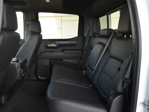 Used 2024 Chevrolet Silverado 1500 LTZ w/ LTZ Premium Package image 18