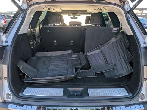 Used 2023 INFINITI QX60 Sensory w/ Cargo Package image 28