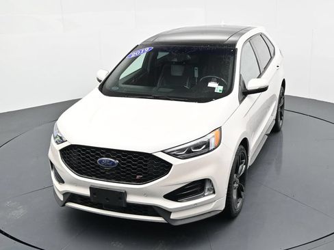 Used 2019 Ford Edge ST w/ Equipment Group 401A AWD/4WD image 19