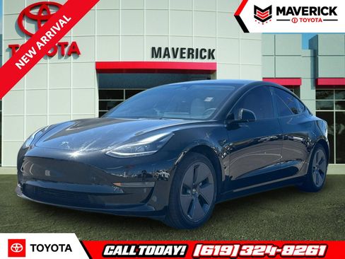 Used 2023 Tesla Model 3 Standard Range RWD image 1