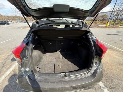 Used 2019 Nissan Kicks SV image 18