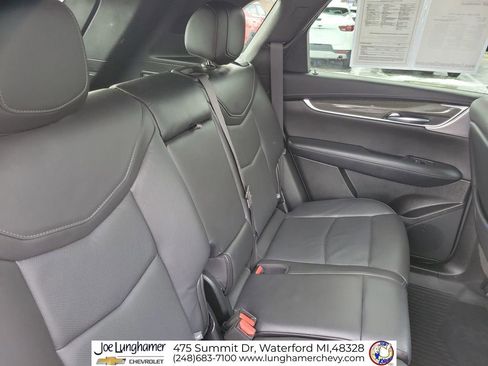 Certified 2020 Cadillac XT5 Sportv w/ LPO, Floor Liner Package image 30