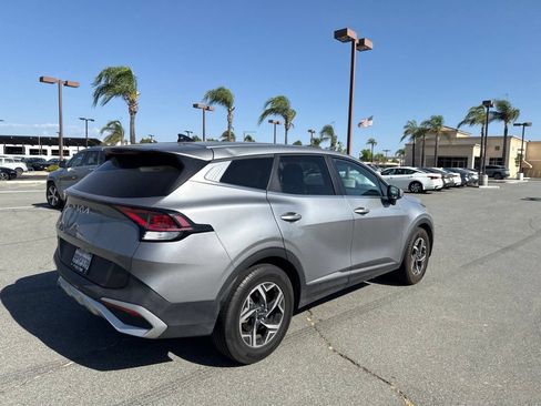 Used 2023 Kia Sportage LX FWD image 8
