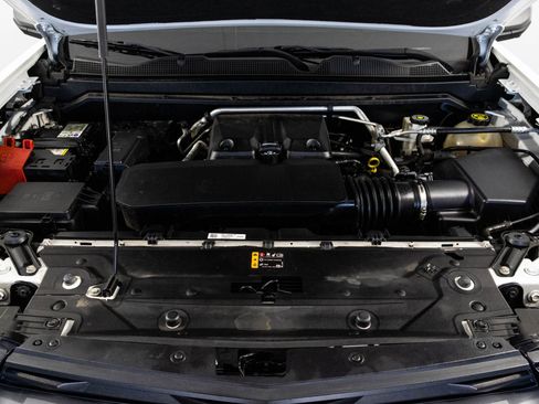 Used 2023 Chevrolet Colorado LT w/ LT Convenience Package III AWD/4WD image 46