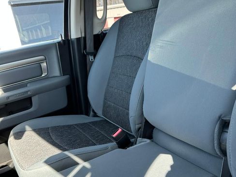 Used 2019 RAM 1500 Big Horn image 31