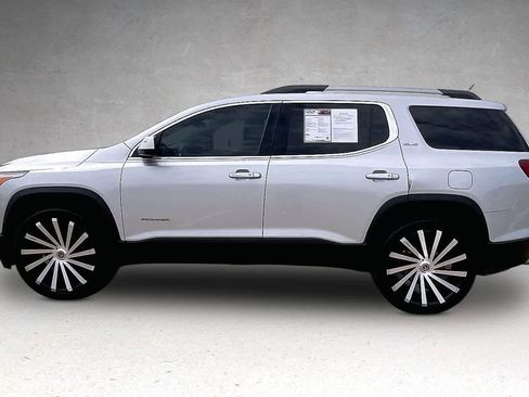 Used 2018 GMC Acadia SLE FWD image 3
