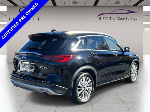 Certified 2025 INFINITI QX50 Luxe image 7