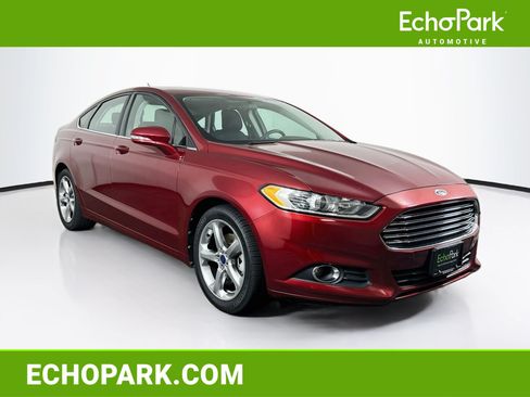 Used 2013 Ford Fusion SE FWD image 1