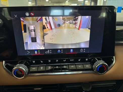 New 2026 GMC Canyon AT4 w/ Technology Plus Package image 25