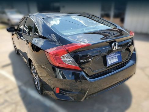 Used 2016 Honda Civic EX image 9