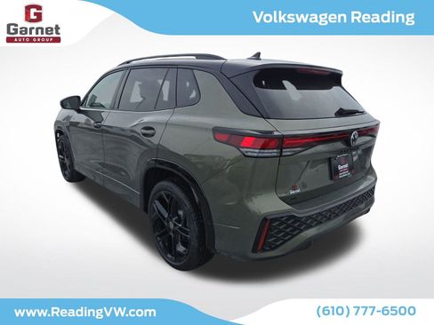 New 2026 Volkswagen Tiguan SE R-Line image 3