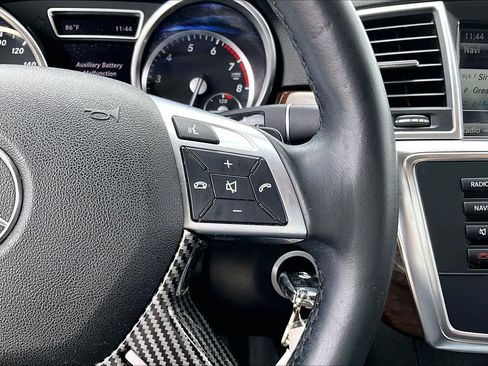 Used 2014 Mercedes-Benz ML 350 4MATIC image 22