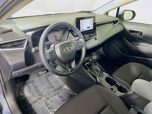 Certified 2025 Toyota Corolla LE image 10