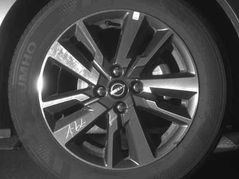 Used 2025 Nissan Versa SV image 13