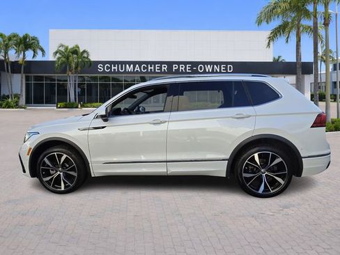Used 2024 Volkswagen Tiguan SEL R-Line image 4