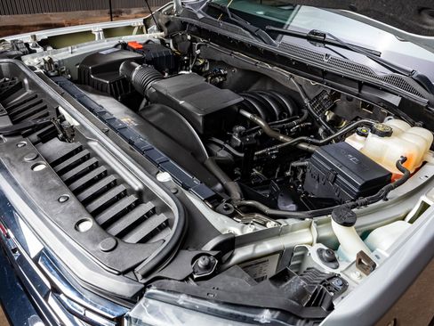 Used 2021 GMC Sierra 2500 SLE w/ SLE Value Package; image 40