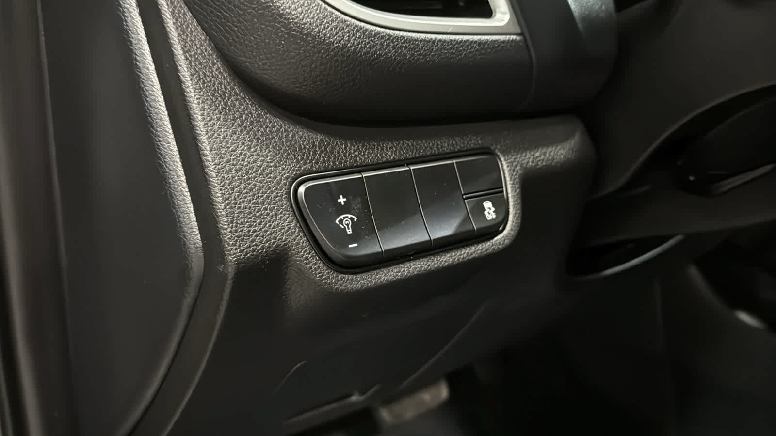 Used 2024 Kia Seltos SX AWD/4WD image 19