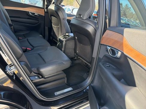 Used 2025 Volvo XC90 T8 Plus w/ Protection Package Premier image 15