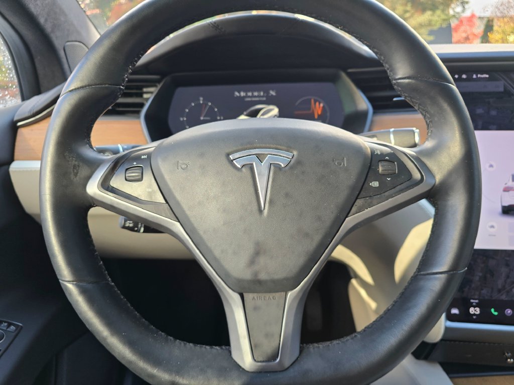 Used 2020 Tesla Model X Long Range AWD/4WD image 17