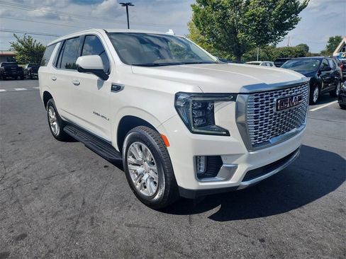 Certified 2022 GMC Yukon Denali image 2