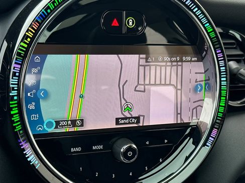 Used 2024 MINI Cooper 4-Door Hardtop image 20