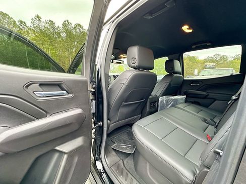 New 2026 GMC Canyon Elevation w/ Convenience Package RWD image 17