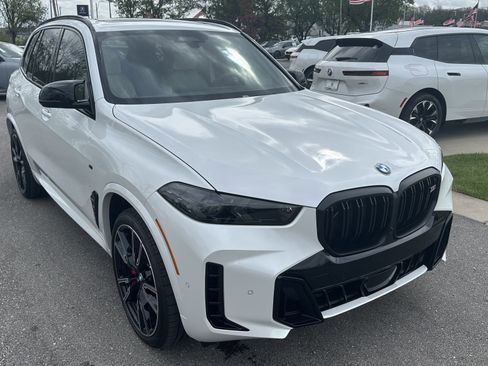 New 2026 BMW X5 M60i AWD/4WD image 2